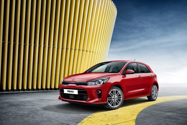 Kia Rio 2017 co gi dac biet so voi 